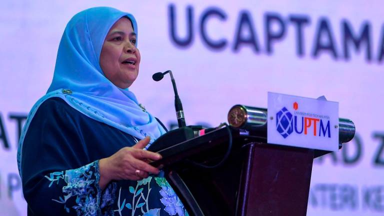 Timbalan Menteri Kemajuan Desa dan Wilayah Datuk Rubiah Wang. - fotoBERNAMA