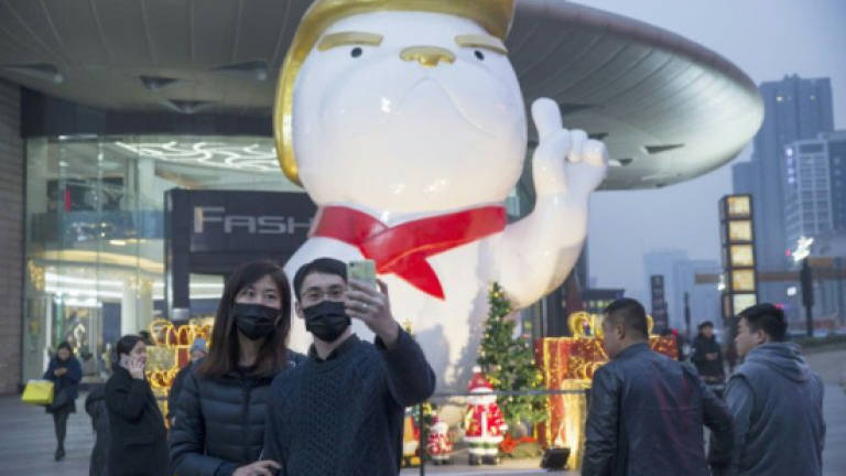 China mall erects giant Trump dog statue