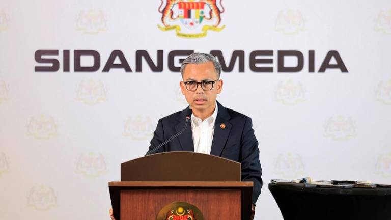 Menteri Komunikasi, Datuk Fahmi Fadzil. - fotoBERNAMA