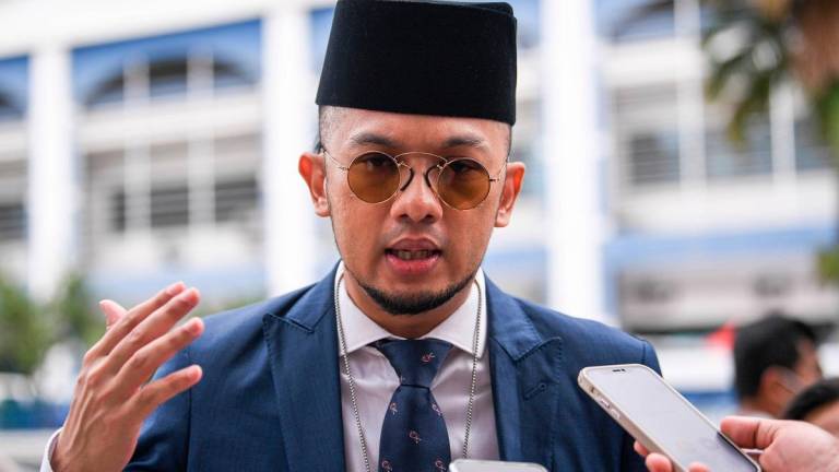 rapper Ariz Ramli (Caprice)