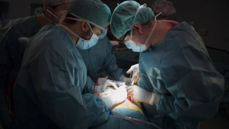 In Algeria, taboos and law deter organ donors