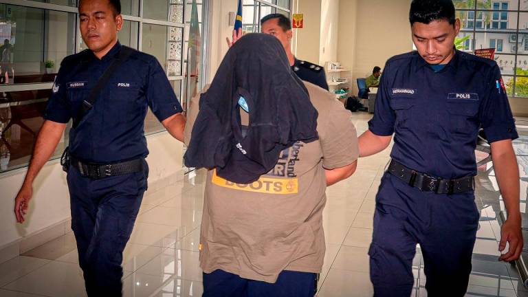 - fotoBERNAMA
