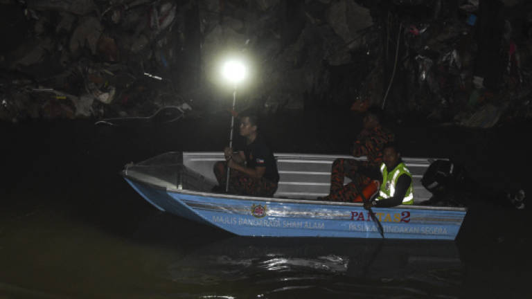 At least 5 feared dead after being swept away at Sungei Gasi
