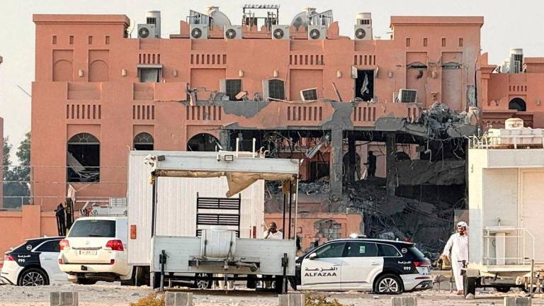Gambar Hiasan Sahaja: Sebuah bangunan yang rosak susulan serangan Israel ke atas pemimpin Hamas, menurut seorang pegawai Israel, di Doha, Qatar, 9 September 2025. REUTERS/Ibraheem Abu Mustafa/Foto Fail.
