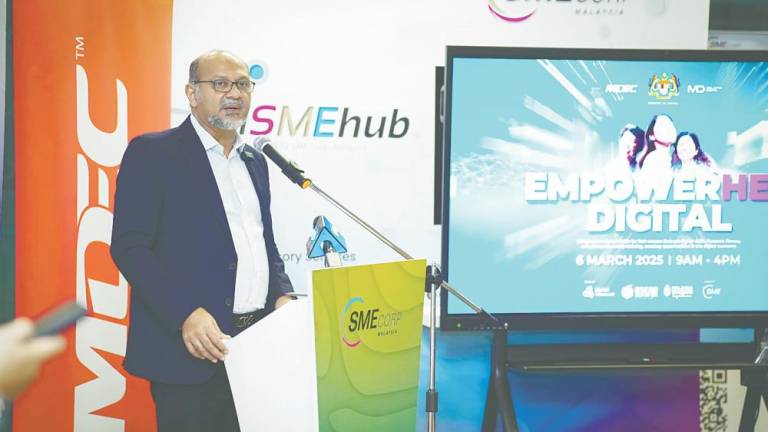 Gobind delivering his keynote address at the launch of the EmpowerHer Digital programme.