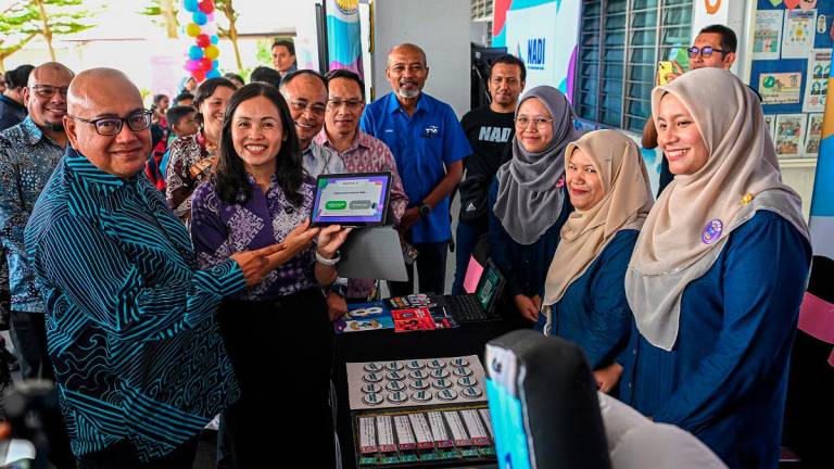 - fotoBERNAMA
