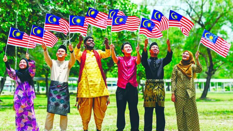 Ordinary Malaysians have proven time and again that we can live, work and laugh together in ways that defy the narrow categories our leaders try to confine us in. – ADIB RAWI YAHYA/THESUN