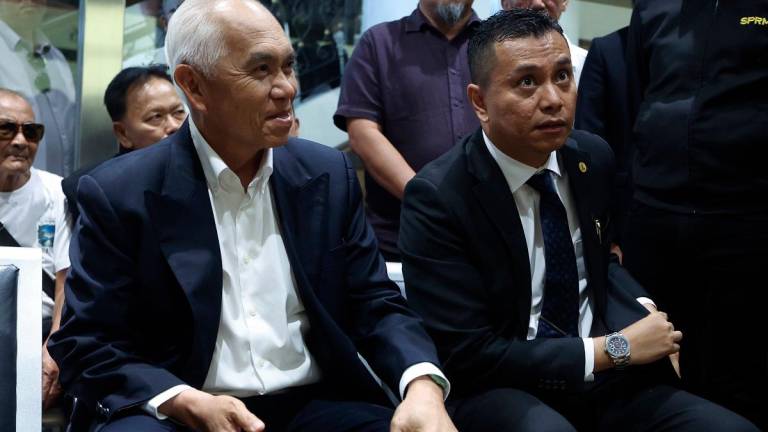 - fotoBERNAMA