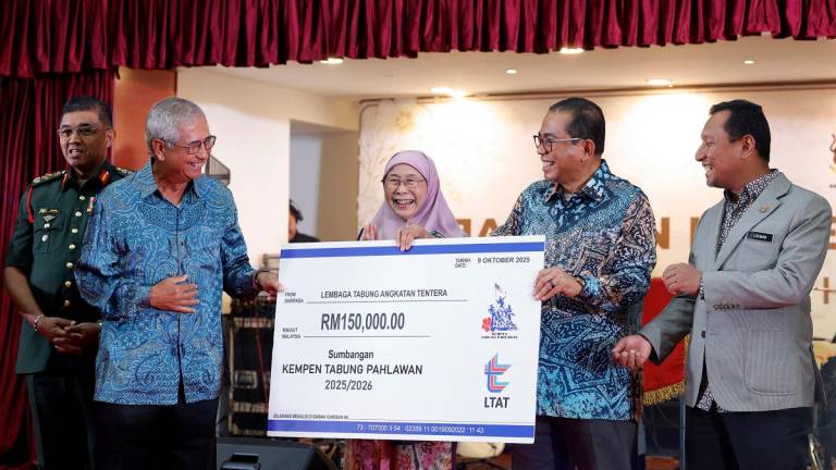 - fotoBERNAMA