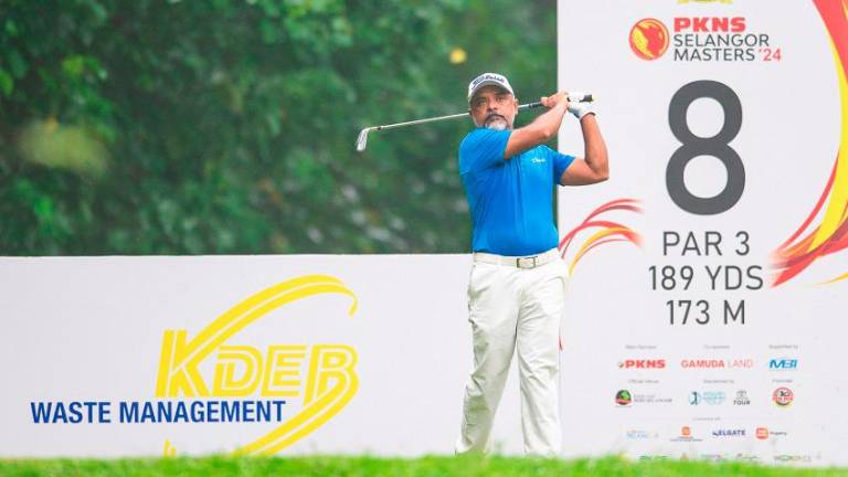 Indian stalwart Rahil Gangjee takes pole position on opening day of PKNS Selangor Masters