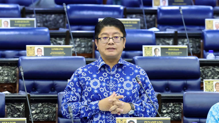 Menteri Pembangunan Usahawan dan Koperasi Datuk Ewon Benedick pada persidangan Dewan Rakyat di Bangunan Parlimen pada 12 Disember 2024. - BERNAMA