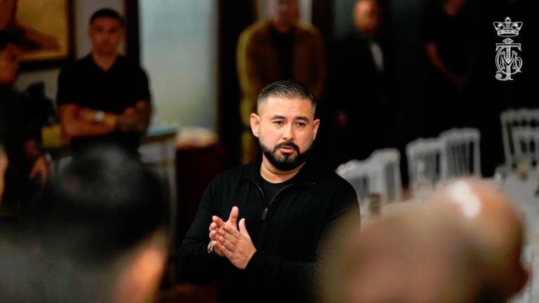 HRH Crown Prince of Johor - FACEBOOKpix
