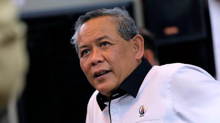 Menteri Besar Datuk Seri Aminuddin Harun - fotoBERNAMA