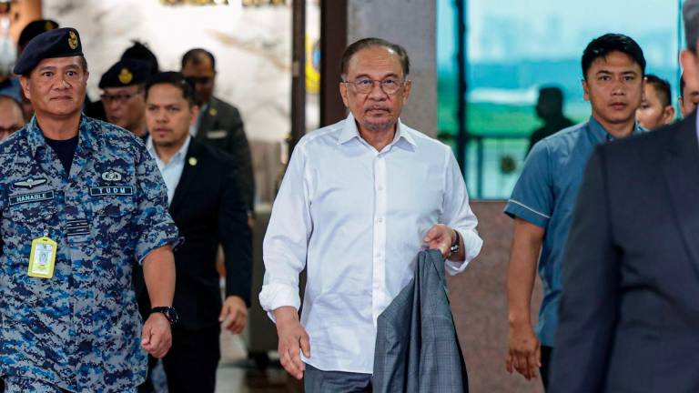 Prime Minister Datuk Seri Anwar Ibrahim arrived at the Royal Malaysian Air Force (RMAF) Subang Air Base last night to depart for Doha, Qatar, to attend the Arab-Islamic Emergency Summit scheduled to take place on Monday in the Qatari capital. – BERNAMA