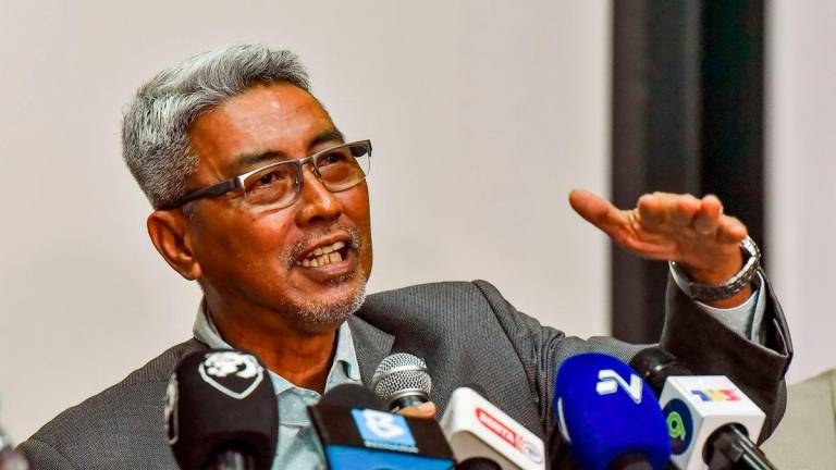 Pemangku Presiden FAM, Datuk Mohd Yusoff Mahadi mengadakan sidang media susulan peletakan jawatan bekas Presiden FAM, Datuk Mohd Joehari Mohd Ayub di Wisma FAM hari ini- BERNAMA