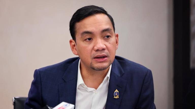 Johor Menteri Besar Datuk Onn Hafiz Ghazi - BERNAMApix
