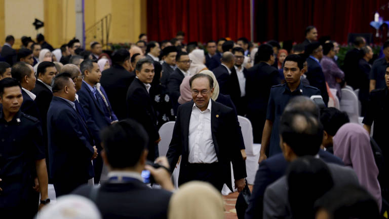 Prime Minister Datuk Seri Anwar Ibrahim attended the Prime Minister’s Gathering with the Staff of the Prime Minister’s Department for the Month of July at Puspanitapuri today. – BERNAMA