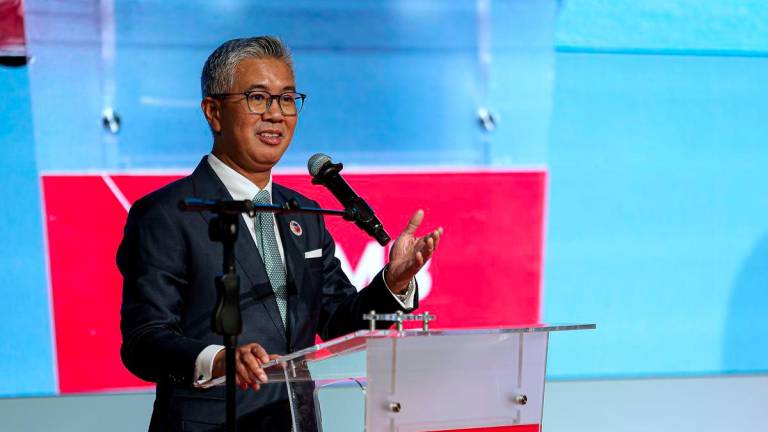 Minister of Investment, Trade and Industry (MITI) Tengku Datuk Seri Zafrul Abdul Aziz delivers his speech at the launch of CIMB Artober Art &amp; Soul Exhibition held in conjunction with the 57th ASEAN Economic Ministers’ (AEM) Meeting and Related Meetings at the Malaysia International Trade and Exhibition Centre (MITEC) today. - BERNAMAPIX