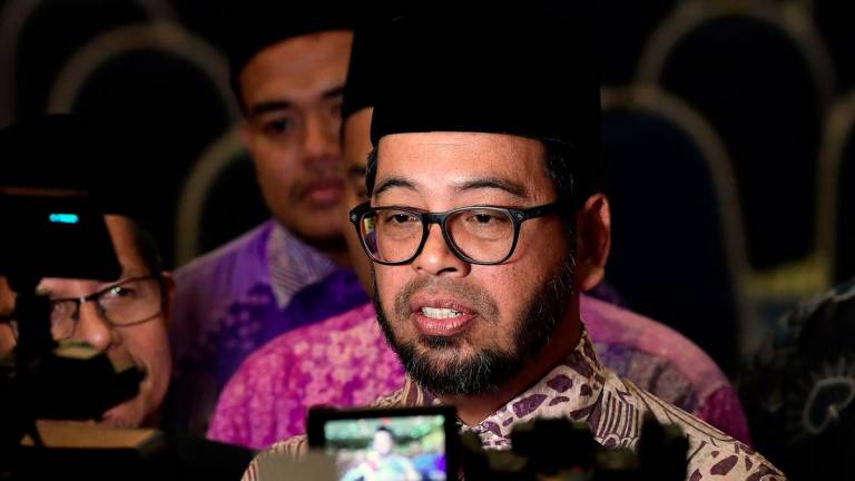 Timbalan Menteri di Jabatan Perdana Menteri (Hal Ehwal Agama) Dr Zulkifli Hasan. - BERNAMA