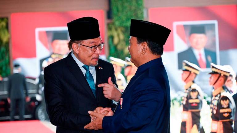 Perdana Menteri Datuk Seri Anwar Ibrahim dan Presiden Indonesia Prabowo Subianto - fotoBERNAMA