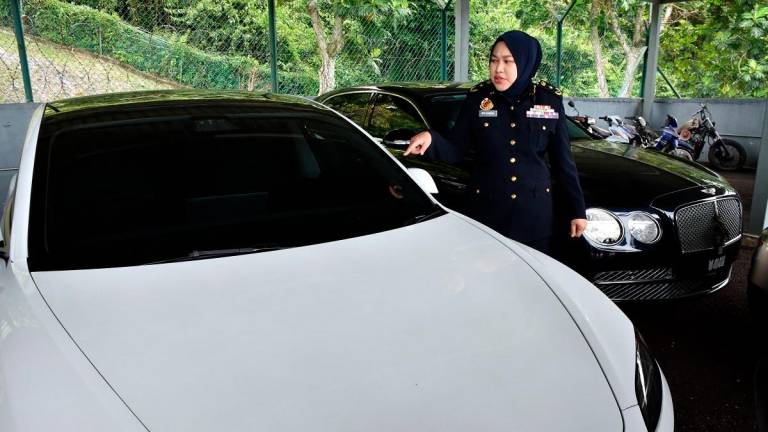 - fotoBERNAMA