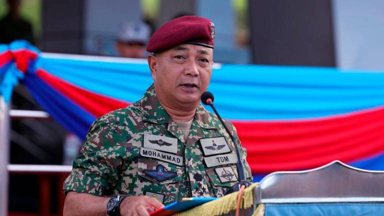 Chief of Defence Force Gen Tan Sri Mohammad Ab Rahman - BERNAMApix