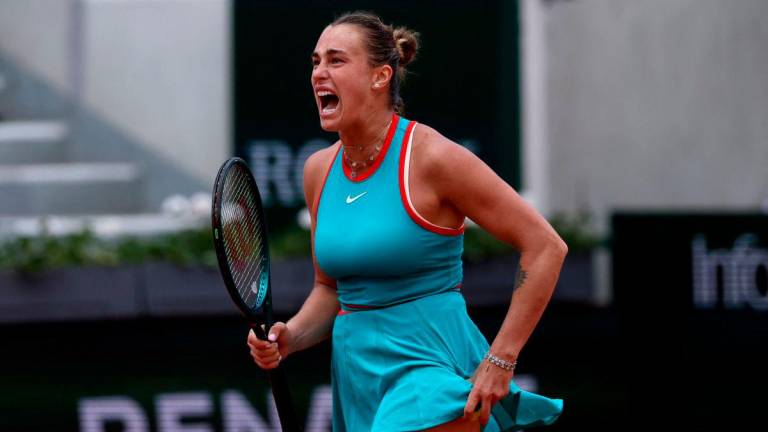 Belarus’ Aryna Sabalenka reacts during her women’s singles match against US Amanda Anisimova on day 8 of the French Open tennis tournament on Court Suzanne-Lenglen at the Roland-Garros Complex in Paris on June 1, 2025. AFPpix