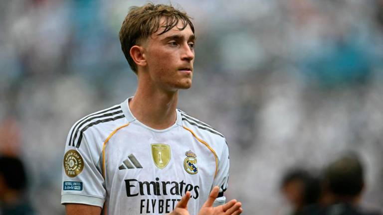 Real Madrid’s Spanish defender #24 Dean Huijsen. - Paul ELLIS / AFP