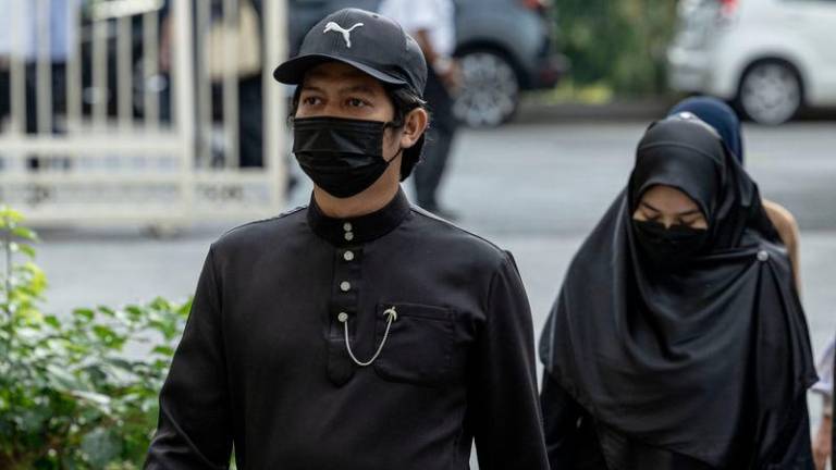 Zayn Rayyan’s parents, Ismanira Abdul Manaf (right) and Zaim Ikhwan Zahar - BERNAMApix