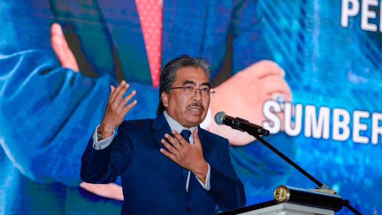 The Minister of Plantation and Commodities, who is currently acting as the Minister of Natural Resources and Environmental Sustainability (NRES), Datuk Seri Johari Abdul Ghani, delivered a speech at the Opening Ceremony of the 9th National Land Day 2025 at the JAKIM Auditorium, Precinct 3, Putrajaya, today. – BERNAMA