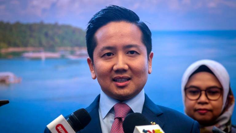 Timbalan Menteri Pertanian dan Keterjaminan Makanan Datuk Arthur Joseph Kurup - fotoBERNAMA