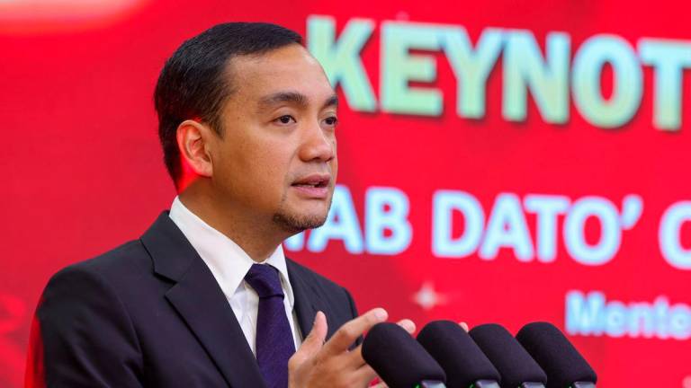Johor Menteri Besar Datuk Onn Hafiz Ghazi - BERNAMApix