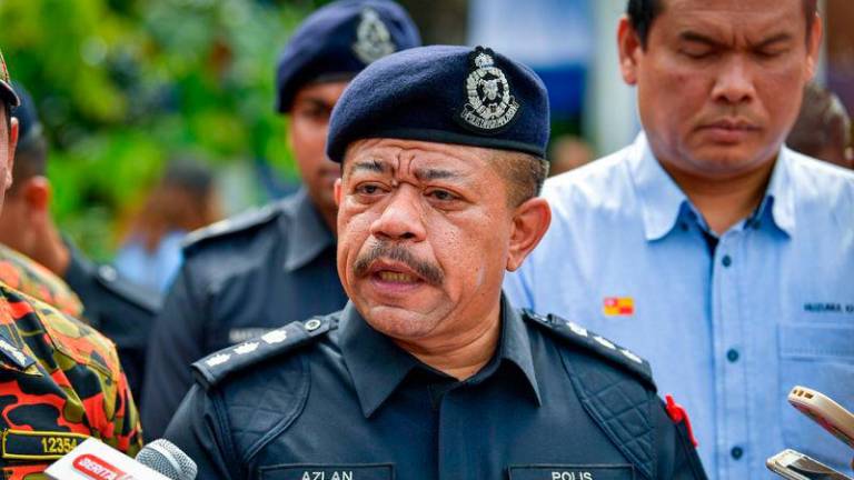 Subang Jaya police chief ACP Wan Azlan Wan Mamat - Photo by BERNAMA