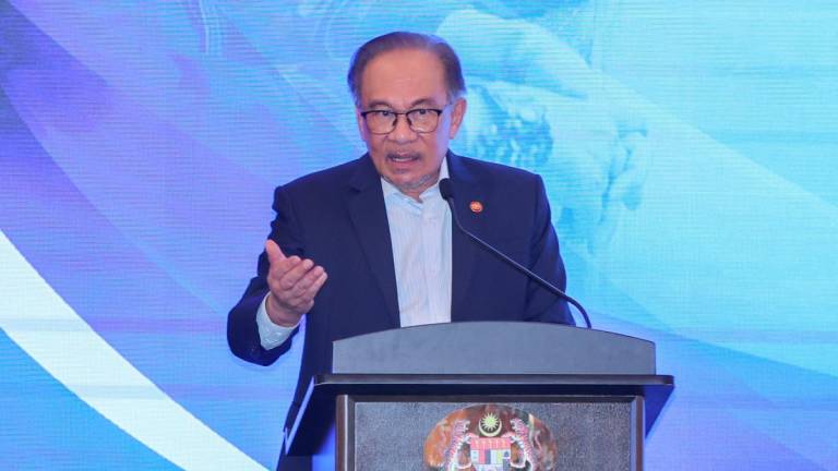 FILEfoto:Perdana Menteri Datuk Seri Anwar Ibrahim fotoBERNAMA