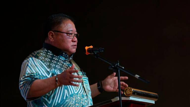 Tourism, Arts and Culture Minister Datuk Seri Tiong King Sing - BERNAMApix