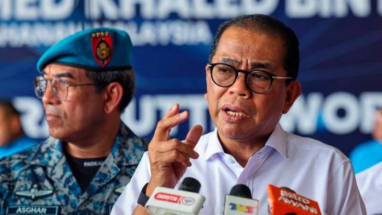 Defence Minister Datuk Seri Mohamed Khaled Nordin - BERNAMApix