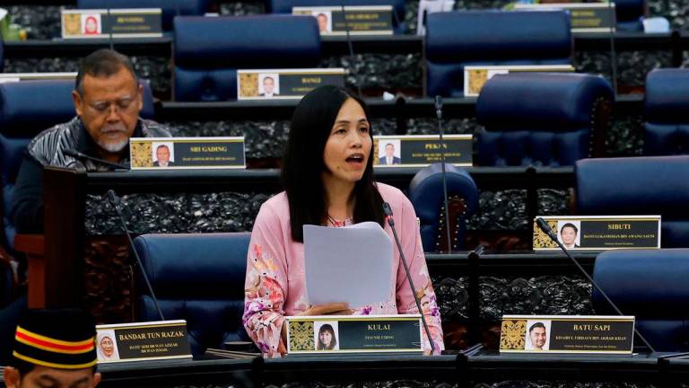 Timbalan Menteri Komunikasi Teo Nie Ching pada sesi pertanyaan-pertanyaan bagi jawab lisan ketika Mesyuarat Kedua, Penggal Keempat Parlimen ke-15 Dewan Rakyat di Bangunan Parlimen hari ini- BERNAMA