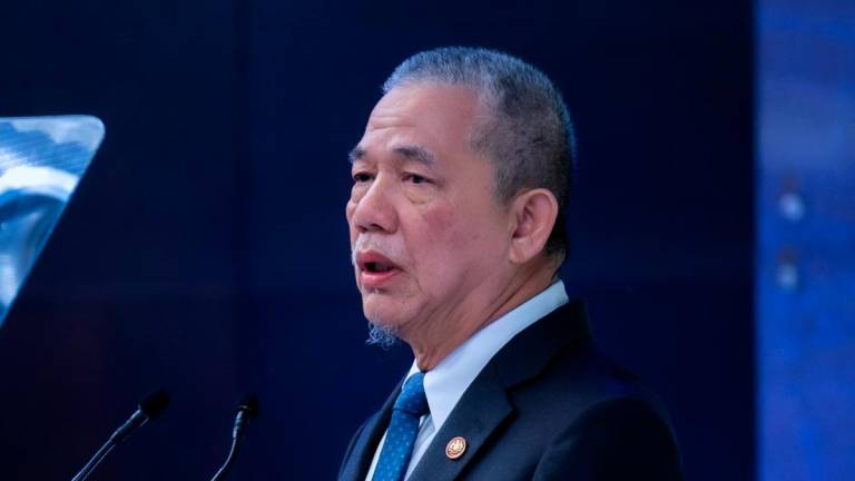 Timbalan Perdana Menteri Datuk Seri Fadillah Yusof - fotoBERNAMA