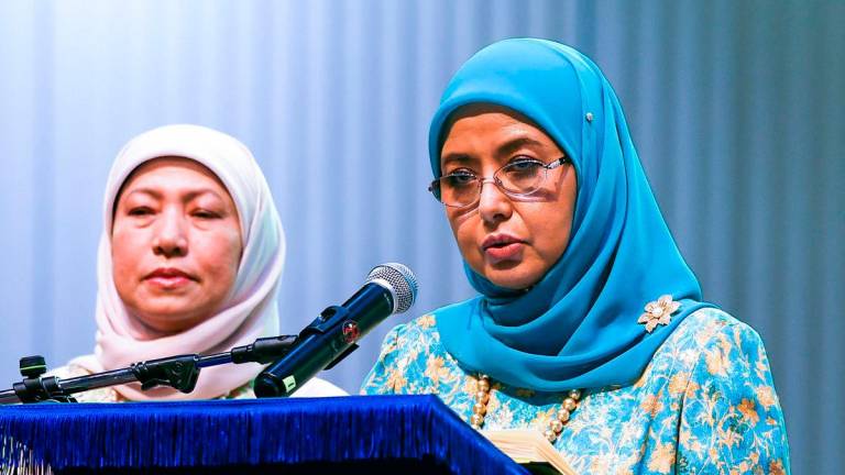 Her Majesty Raja Zarith Sofiah - Photo by BERNAMA