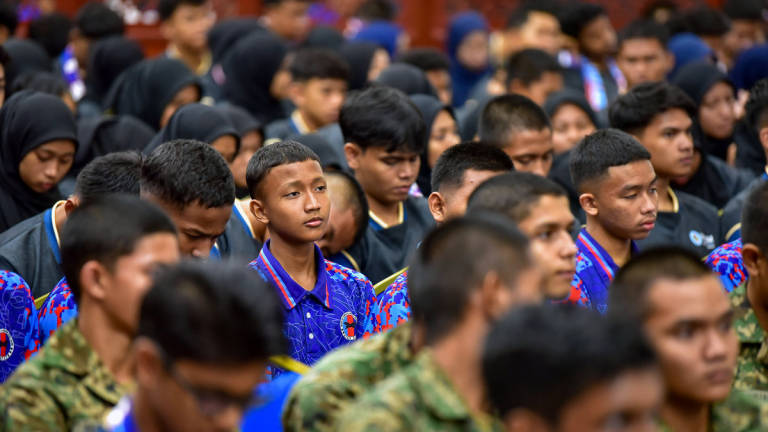Young participants attending the sixth edition of the Rakan Muda Turun Kampus Programme for 2025 at Dewan Zulfaqar, National Defence University of Malaysia (UPNM) today. – BERNAMA