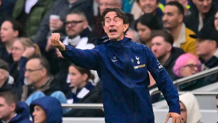 Tottenham Hotspur’s Danish head coach Thomas Frank. - Ben STANSALL / AFP