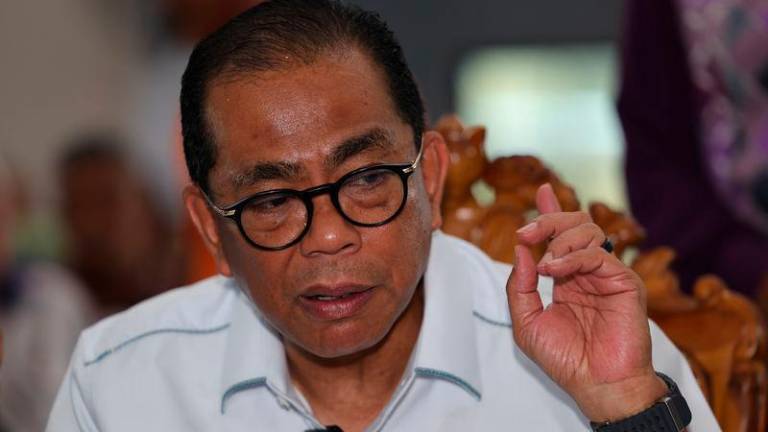 Menteri Pertahanan Datuk Seri Mohamed Khaled Nordin - fotoBERNAMA