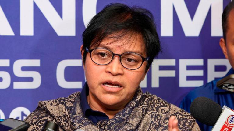 Minister in the Prime Minister’s Department (Law and Institutional Reform), Datuk Seri Azalina Othman Said, spoke to reporters after attending the Anti-Bullying Town Hall Session: A Bully-Free Generation, Johor State Level, at the Banquet Hall, Sultan Ismail Building, today. – BERNAMA