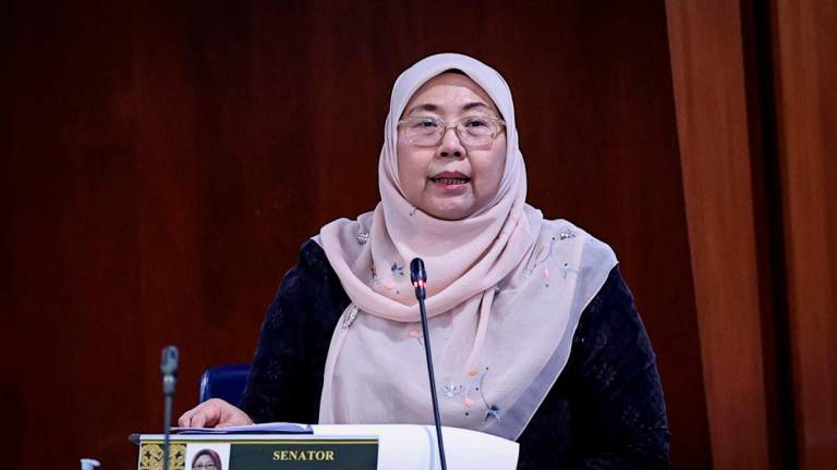 The Deputy Minister of Domestic Trade and Cost of Living, Datuk Dr Fuziah Salleh, at the Second Meeting, Fourth Session of the 15th Parliament, Dewan Rakyat Conference in the Parliament Building today. - BERNAMA