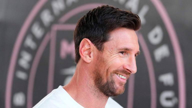 Lionel Messi #10 of Inter Miami CF arrives prior to the Leagues Cup Quarter-final between Inter Miami CF and Tigres UANL at Chase Stadium on August 20, 2025 in Fort Lauderdale, Florida. Rich Storry/Getty Images/AFP (Photo by Rich Storry / GETTY IMAGES NORTH AMERICA / AFP)
