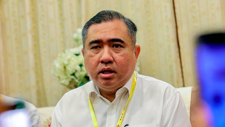 Setiausaha Agung DAP Anthony Loke ditemui pemberita selepas Konvensyen Tahunan DAP Negeri Sembilan ke-23 di sebuah hotel hari ini - fotoBERNAMA
