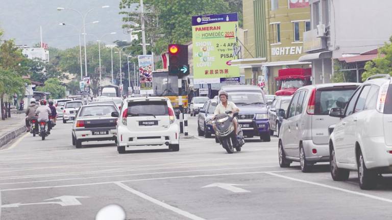 Malaysia plans to enhance digital enforcement efforts by leveraging AI technology to detect traffic offences, curb high-risk violations and reduce collisions. – Masry Che Ani/theSun