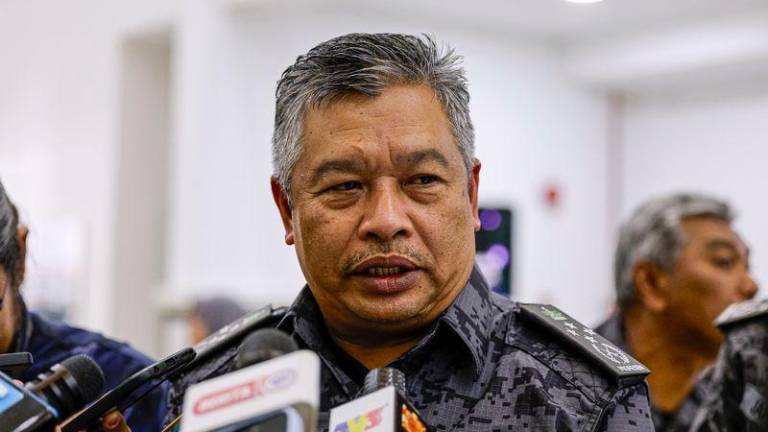 Immigration director-general Datuk Zakaria Shaaban - Photo by BERNAMA