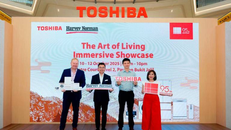 Steven (second right) at the opening of Toshiba’s The Art of Living Immersive Showcase at Pavilion Bukit Jalil