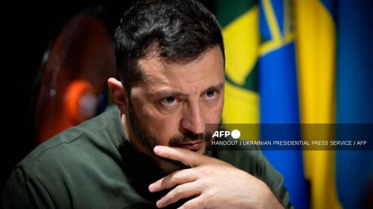 President Volodymyr Zelensky - Photo by AFP